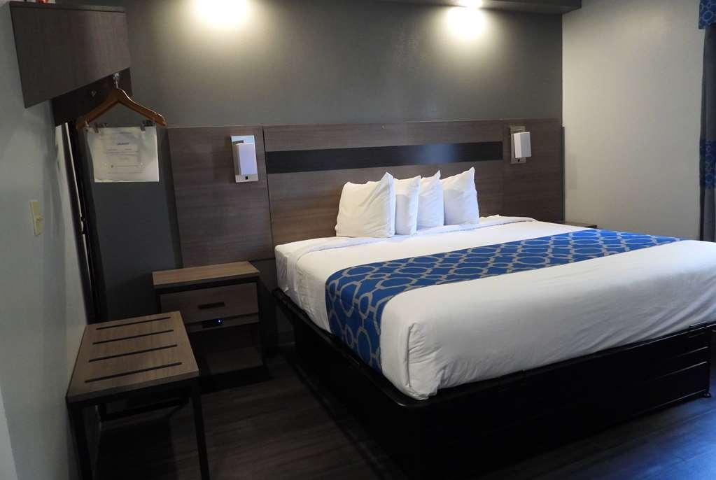 Baymont By Wyndham Lafayette Airport Hotel Phòng bức ảnh