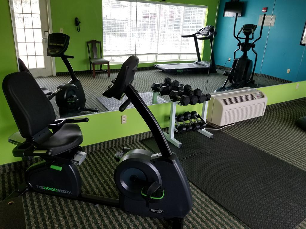 Baymont By Wyndham Lafayette Airport Hotel Ngoại thất bức ảnh